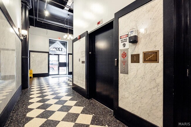 Building Photo - 1209 Washington Ave