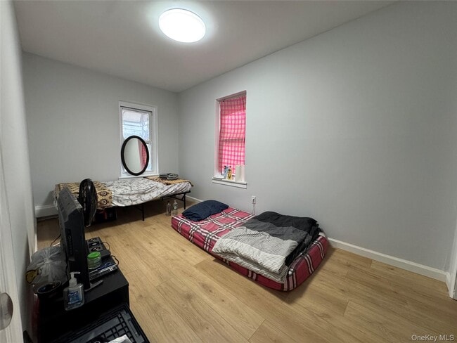 Foto del edificio - 150-19 26th Ave