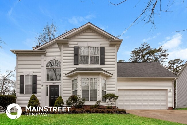 Building Photo - 1729 Sugar Hollow Dr