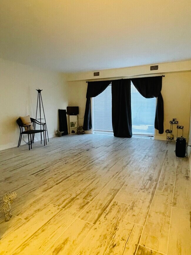 Building Photo - 4508 Beau Monde Dr