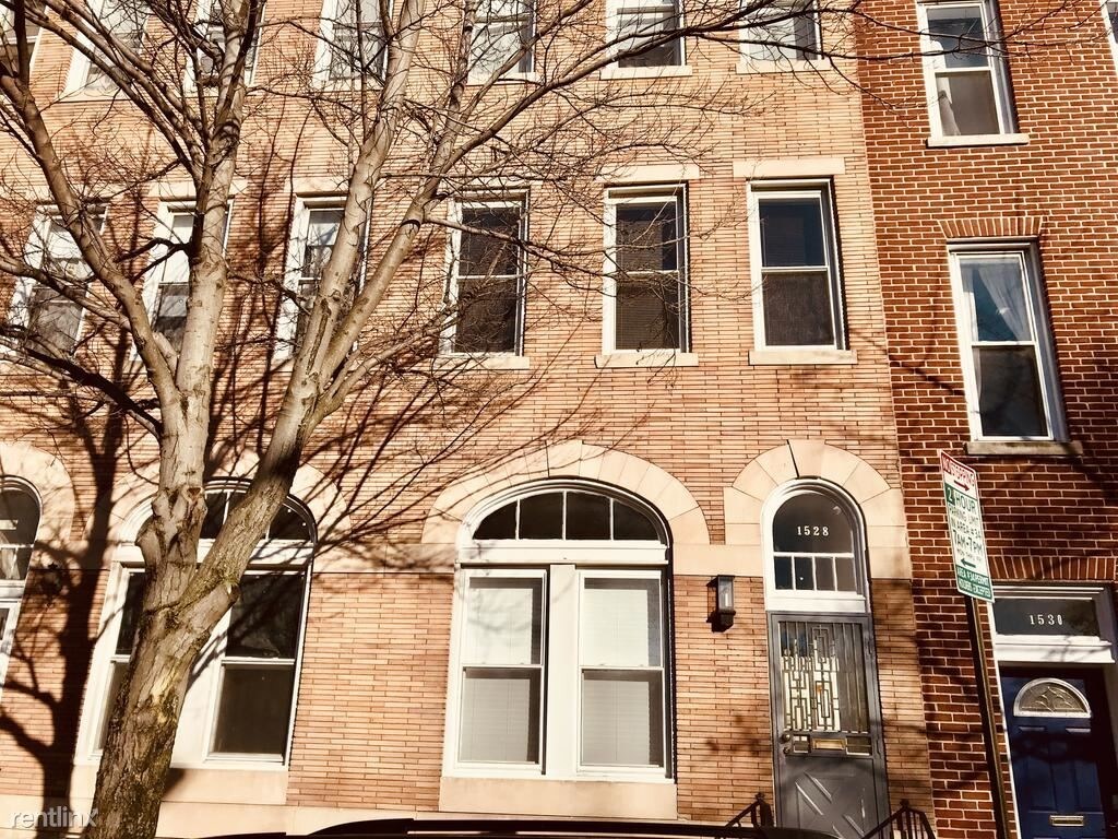 Primary Photo - 1528 E Baltimore St