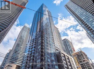 Building Photo - 295 Adelaide St W
