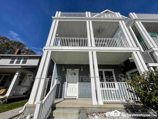 Building Photo - 413 22nd St