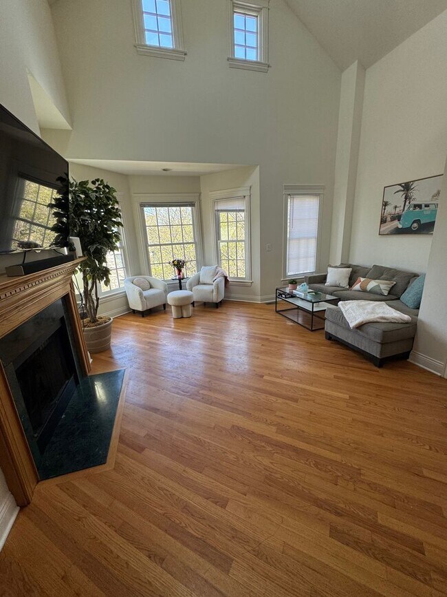 Foto del edificio - 1657 W Wrightwood Ave