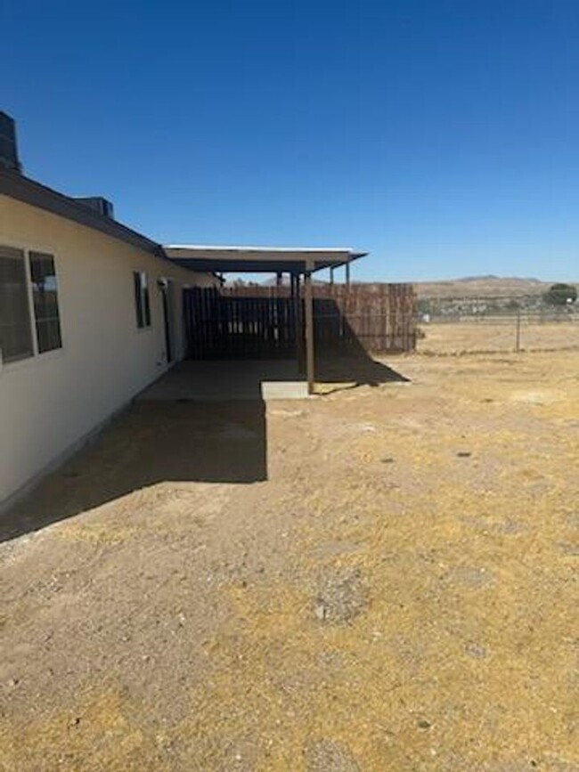 Building Photo - **751 Higgins Rd #28 Barstow** 3 bedroom 2...