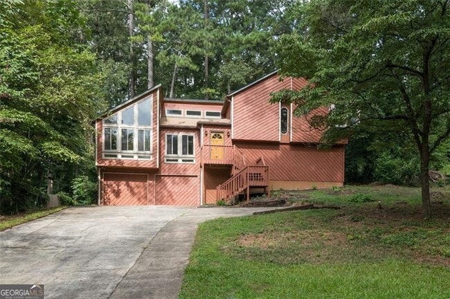 Building Photo - 4535 Kings Crossing Dr NE