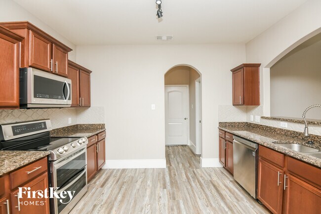 Foto del edificio - 6224 Ryan Creek Rd