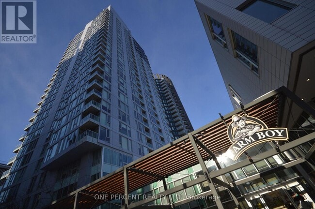 Building Photo - 179 Metcalfe St