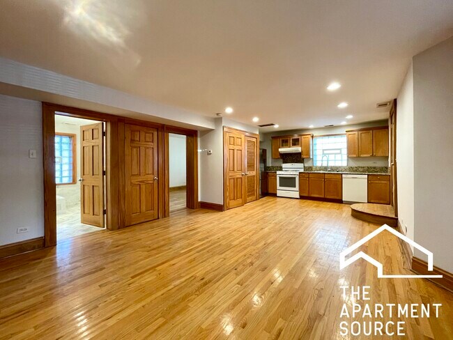 Foto del edificio - 3242 W Wrightwood Ave