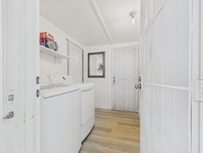 Building Photo - 3618 MacArthur Blvd