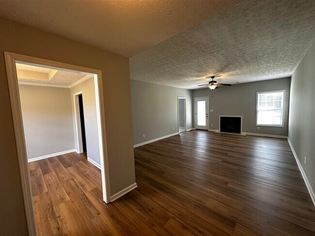 Foto del edificio - 484 Crossfield Way