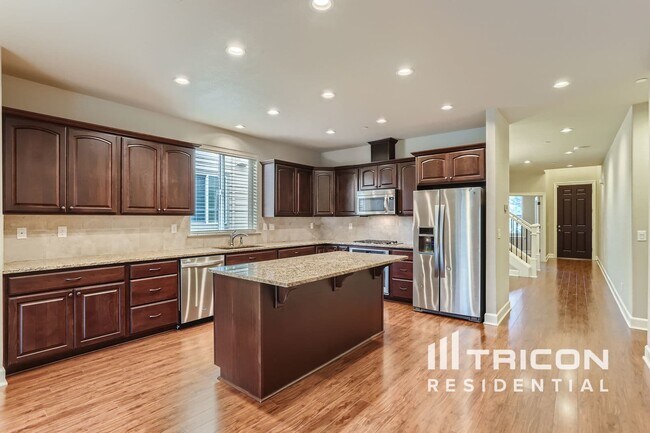 Building Photo - 10630 SW London Ln