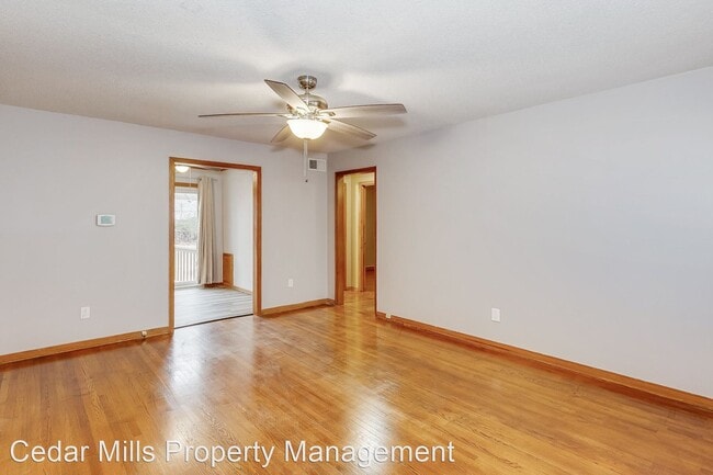 Building Photo - 2 br, 1 bath House - 2226 S Green