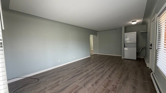 Foto del edificio - Newly Renovated 1BR | All Utilities Included | Prime Location