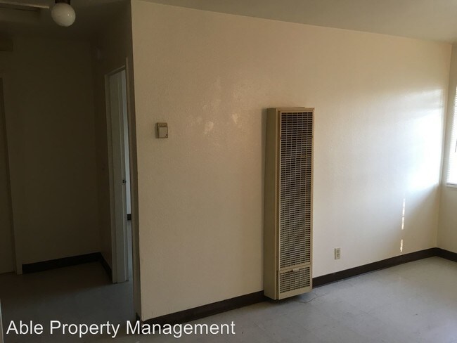 Foto del edificio - 1 br, 1 bath House - 1411 E. 11th St.