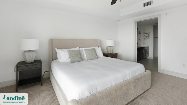 Building Photo - 777 Preston St