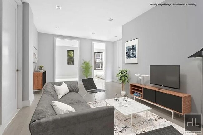 Building Photo - Stanton Street