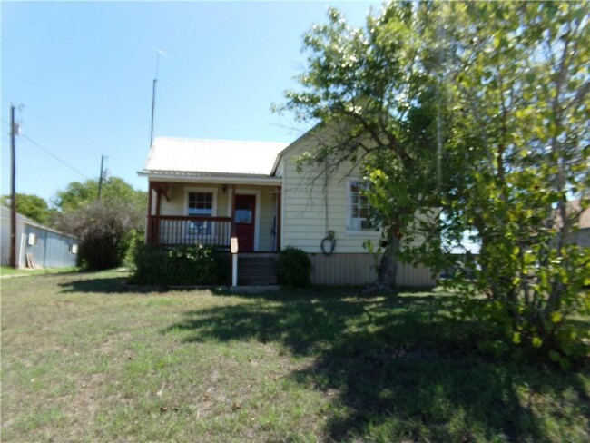 Building Photo - 202 Hoxie St