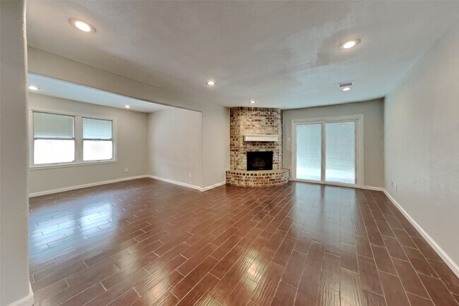 Building Photo - 14318 Ella Lee Ln