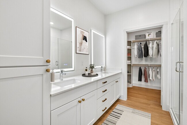 Foto del edificio - Lenox Clear Creek