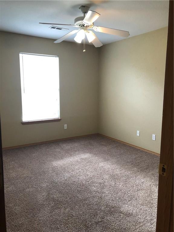 Foto del edificio - 2780 Carondolet St