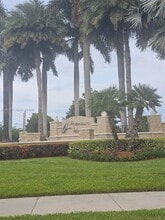 Building Photo - 362 NE 194th Terrace