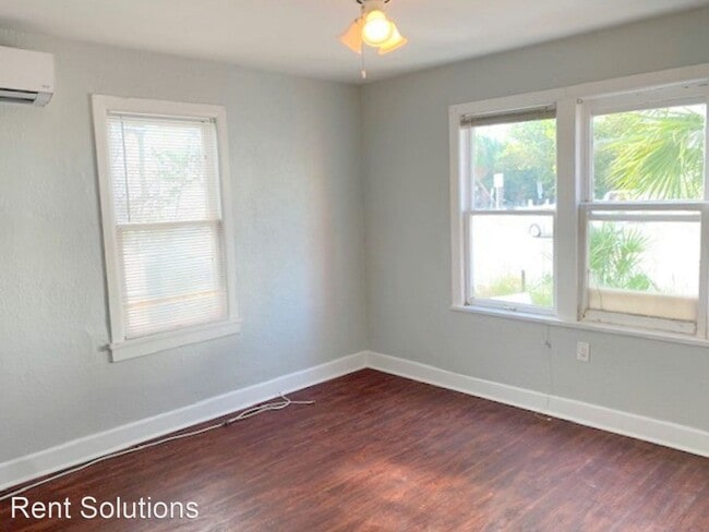 Building Photo - 1 br, 1 bath House - 9909 Gulf Blvd Unit 1