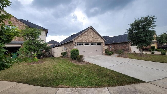 Building Photo - 1609 Park Promenade Pl