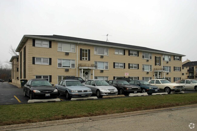 Building Photo - 5100 N Leonard Dr