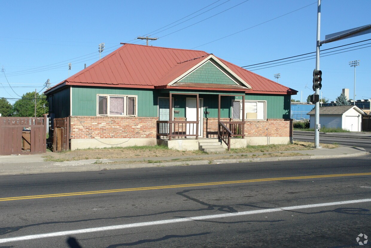 Foto del edificio - 2833 N Perry St