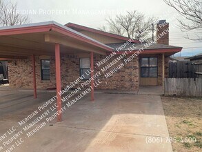 Building Photo - 2019 S Loop 289