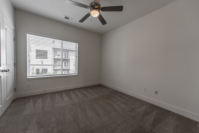 Building Photo - 65 West Apartments