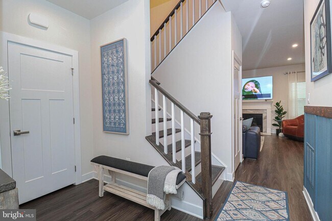Building Photo - 8325 Carrig Ct