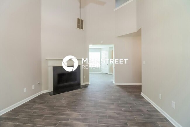 Foto del edificio - 5 Bedroom Pet-Friendly Home in Villa Rica, GA with Main Street Renewal