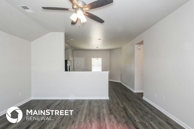 Building Photo - 304 Hidden Ct