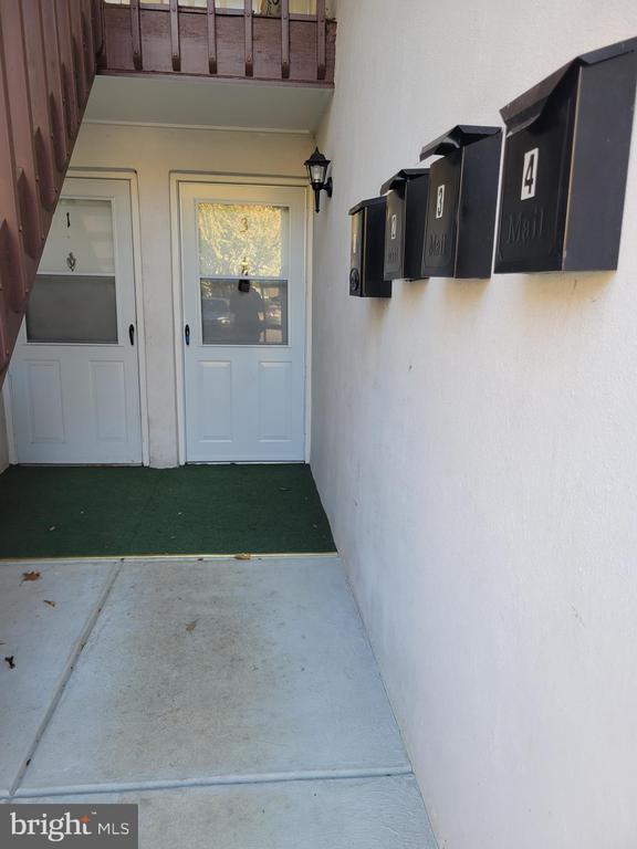 Building Photo - 411 Stiles Ave