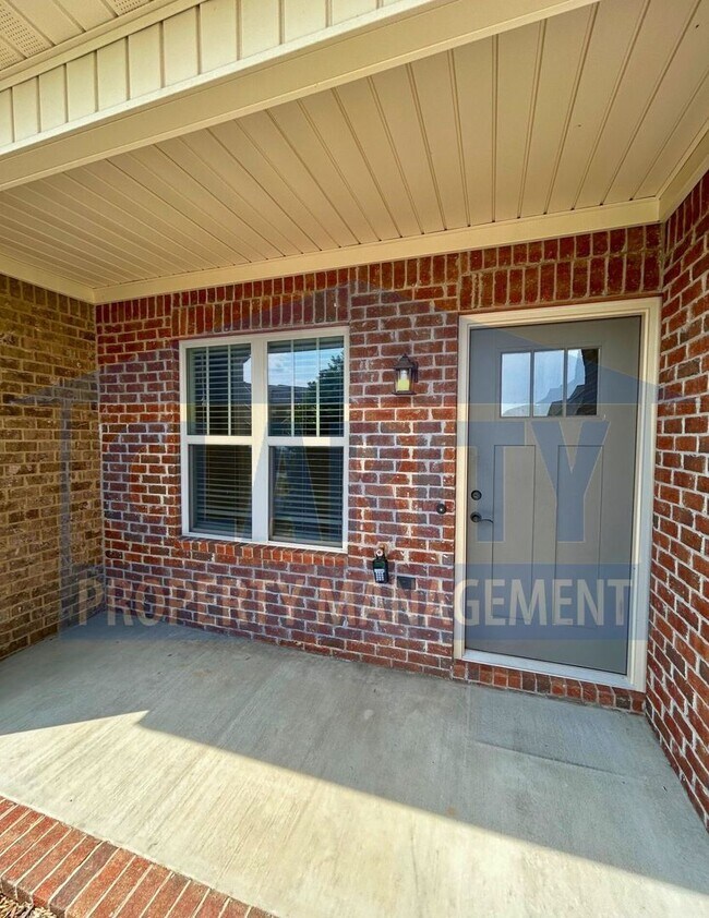 Foto del edificio - Modern, Upscale Townhouse w/ attached Garage!