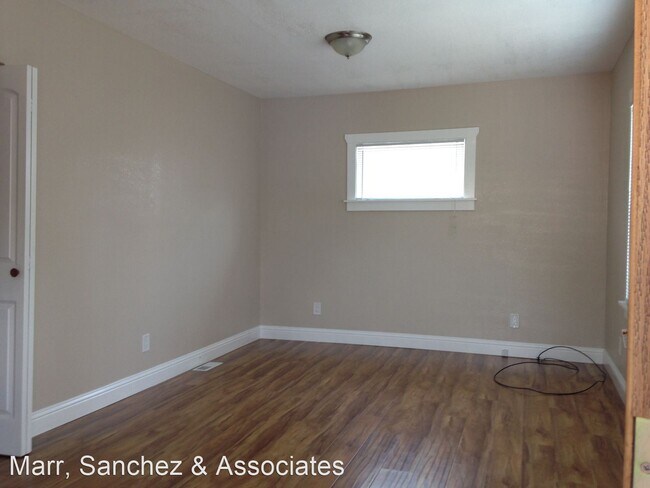 Building Photo - 2 br, 1 bath House - 8212  Birch St.