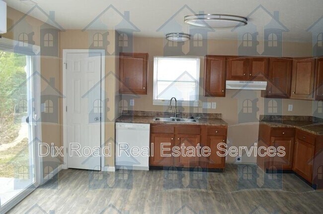 Building Photo - 2493 Deercove Ct.