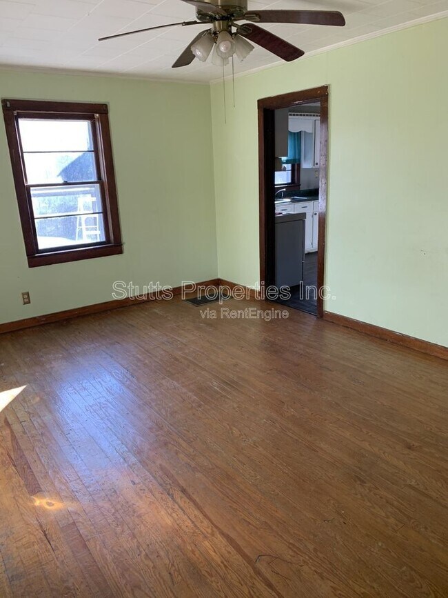 Building Photo - 200 Co Rd 580