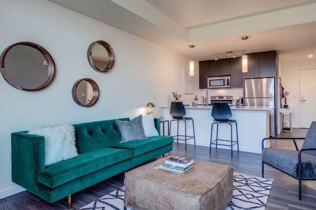 Building Photo - Osprey