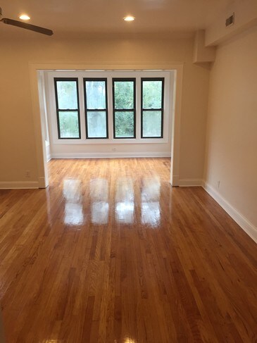 Foto del edificio - 1226 W North shore Ave