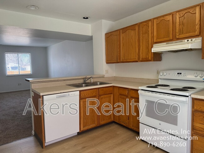 Foto del edificio - 1405 E 19th St