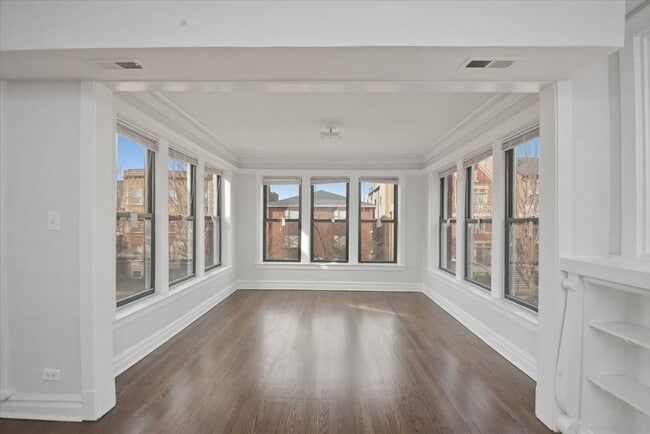 Building Photo - 6541 S Woodlawn Ave