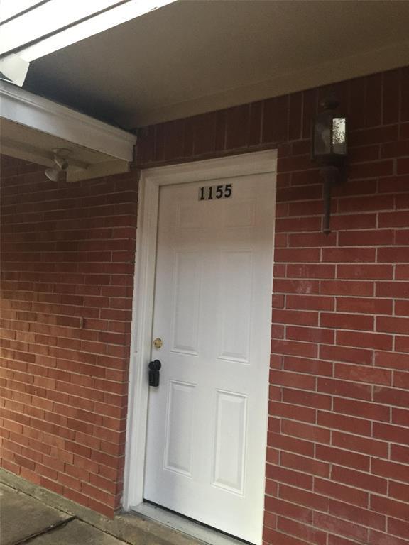 Primary Photo - 1155 Lovett St