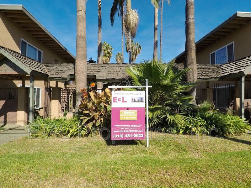 8055 Chapman Ave Unit 5, Stanton, CA 90680 Condo for Rent in Stanton