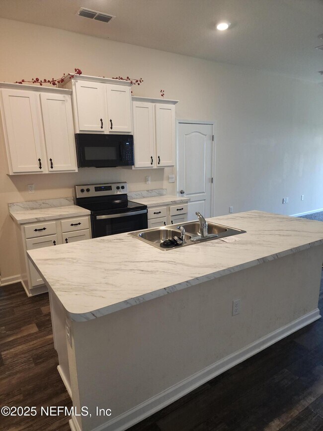 Foto del edificio - 2295 Falling Star Ln