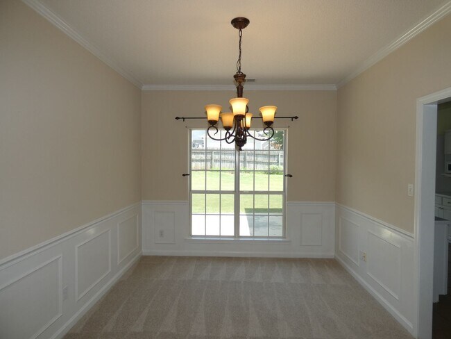 Foto del edificio - New Listing In Helena, Alabama