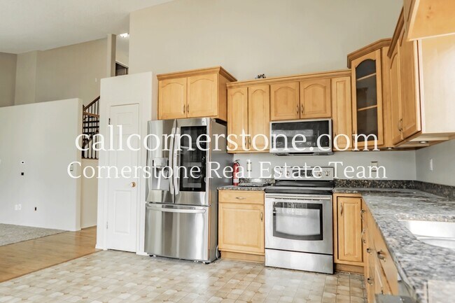 Foto del edificio - 4640 Kashmire Dr