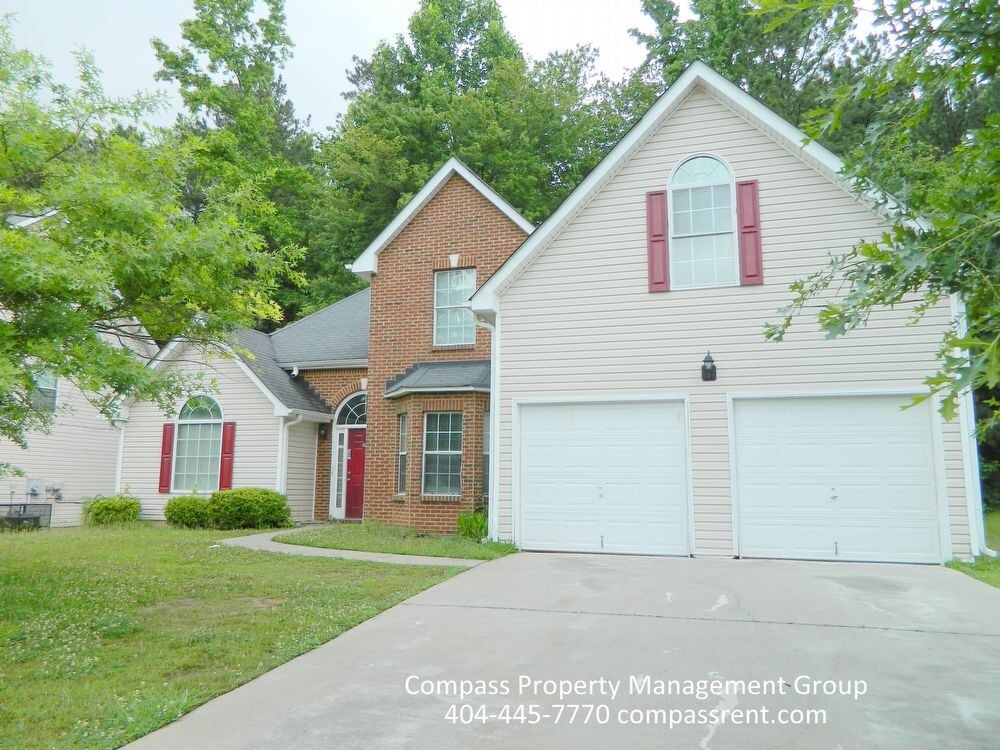 Primary Photo - 3543 Oakshire Way SE